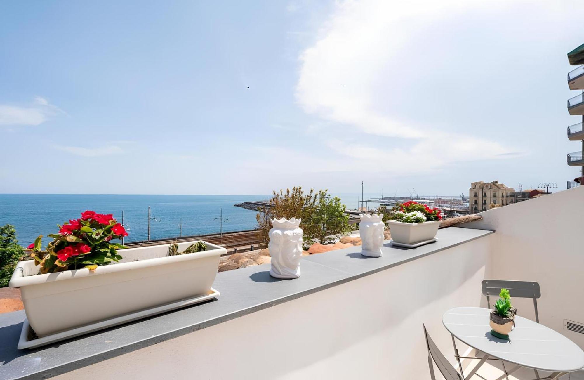 شقة Mare Damuri Con Terrazza Vista Mare كاتانيا المظهر الخارجي الصورة